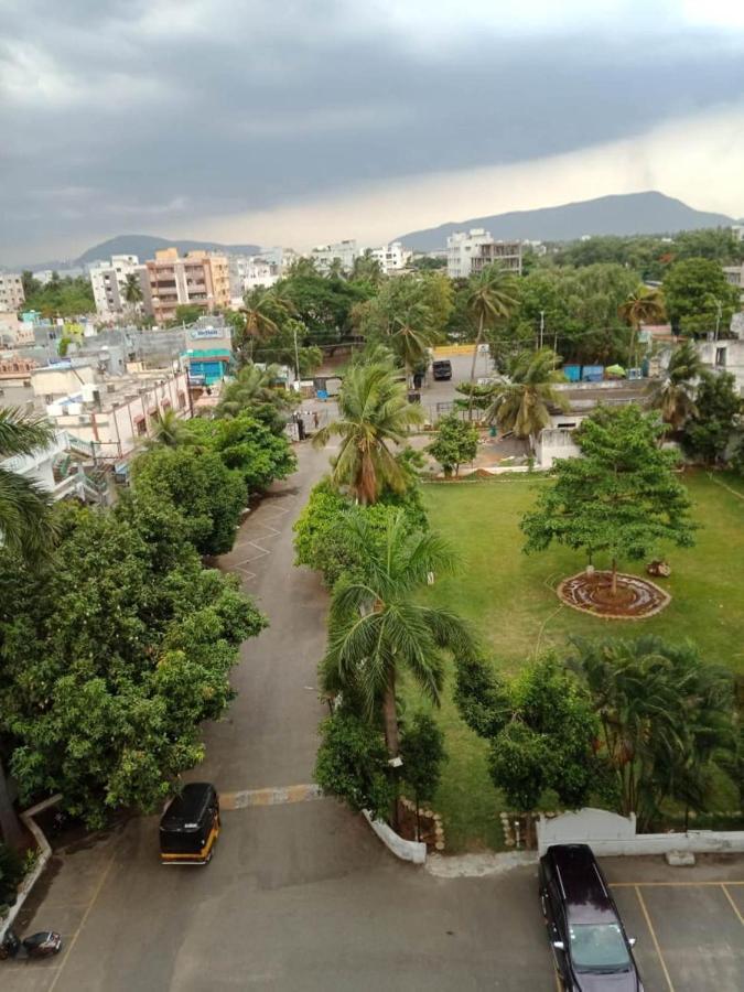 Hotel Vijaya Residency Anakāpalle Zewnętrze zdjęcie